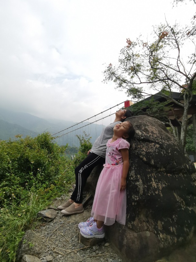 高雄茂林景點多納高吊橋